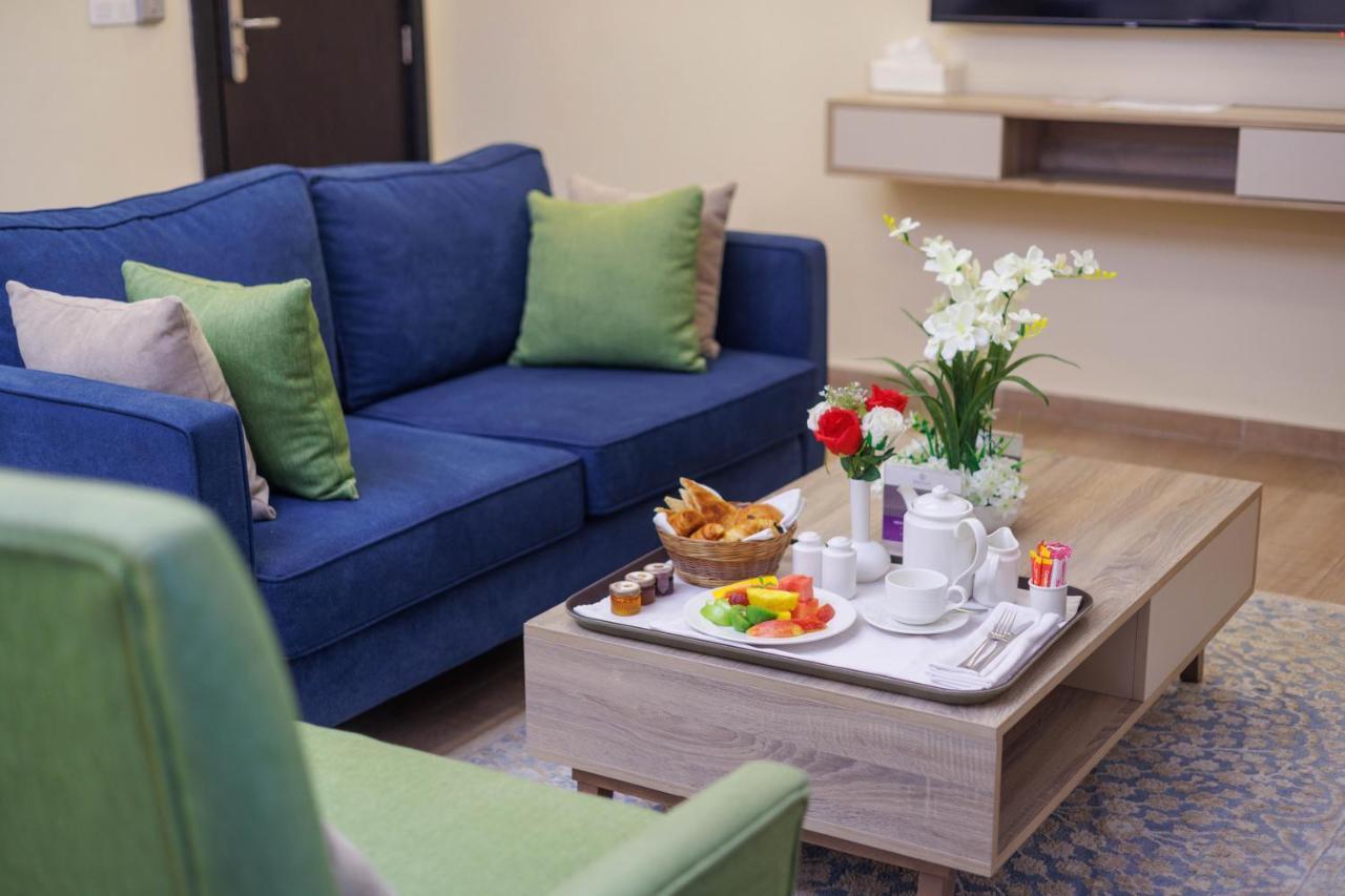 Silver Moon Hotel Abidjan Bagian luar foto
